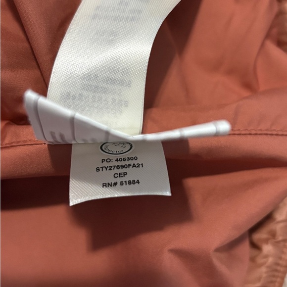 Patagonia Women’s Radalie Insulated Jacket Size Medium - Picture 10 of 10